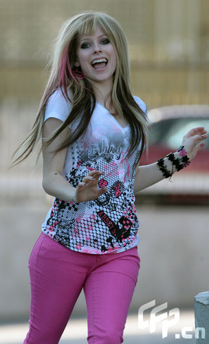 avril lavigne fashion style. avril lavigne fashion.