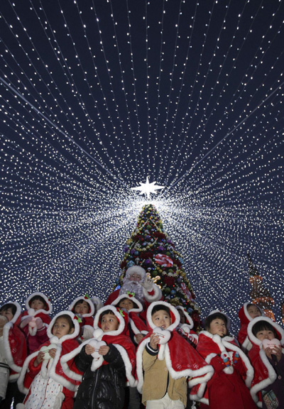 Travel Picks: Top 10 Yuletide hotspots