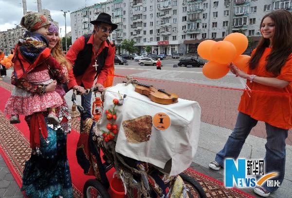 The First Festival of Prams is held in Kiev, Ukraine, on May 21, 2010. 