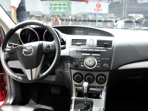 涓浗鑷嫊杌婂競鍫淬伄娴佺窔鍨嬭粖12銉儑銉? hspace=