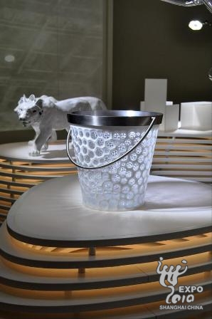 浣滃搧銇紤銇ゃ€屽湡鍦般€? border=