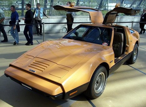 Автомобиль Bricklin SV-1