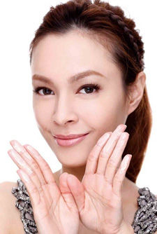 白天涂防晒夜晚不卸妆 长痘也活该-防晒霜,|洗面