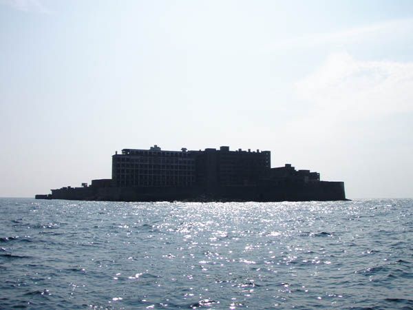 Gunkanjima, Japan