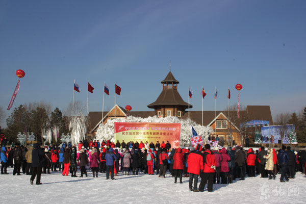 Фестиваль зимних катаний под Харбином 3