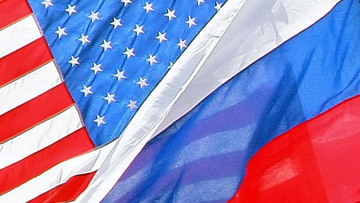 Флаги России и США