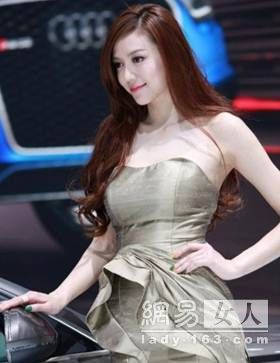 2012车展<em>美女</em> 发型大盘点--<em>化妆</em>培训_苏州<em>化妆</em>