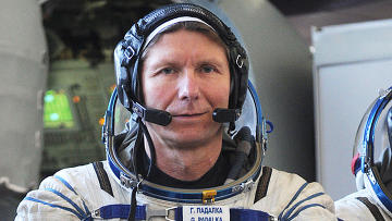 Командир основного экипажа ТПК "Союз ТМА-М", бортинженер МКС-31, командир МКС-32 Геннадий Падалка