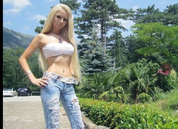 ウクライナのリアルバービー 光と空気だけで生きる バービー ウクライナ 東北サイト日本語