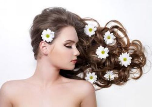 <em>染前</em>最好别<em>洗头</em> 健康科学染发注意8大要点-重