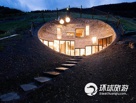 9.瑞士沃尔斯霍比特小屋