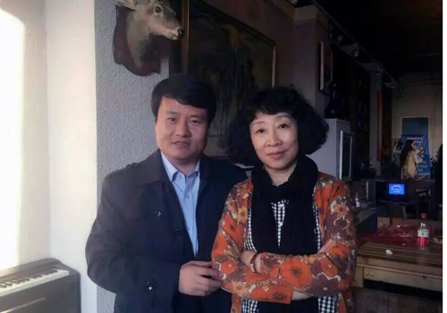 霜扣儿左远红杨美宇诗歌朗诵会在哈尔滨举行
