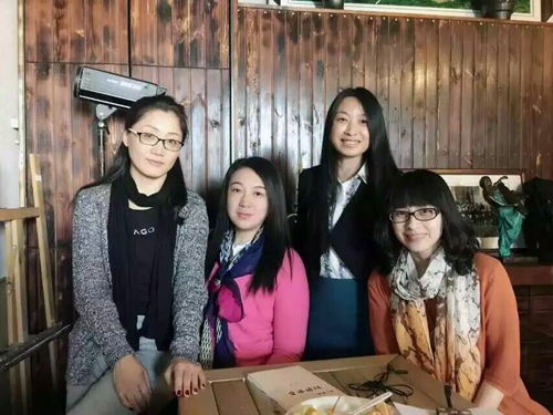 霜扣儿左远红杨美宇诗歌朗诵会在哈尔滨举行