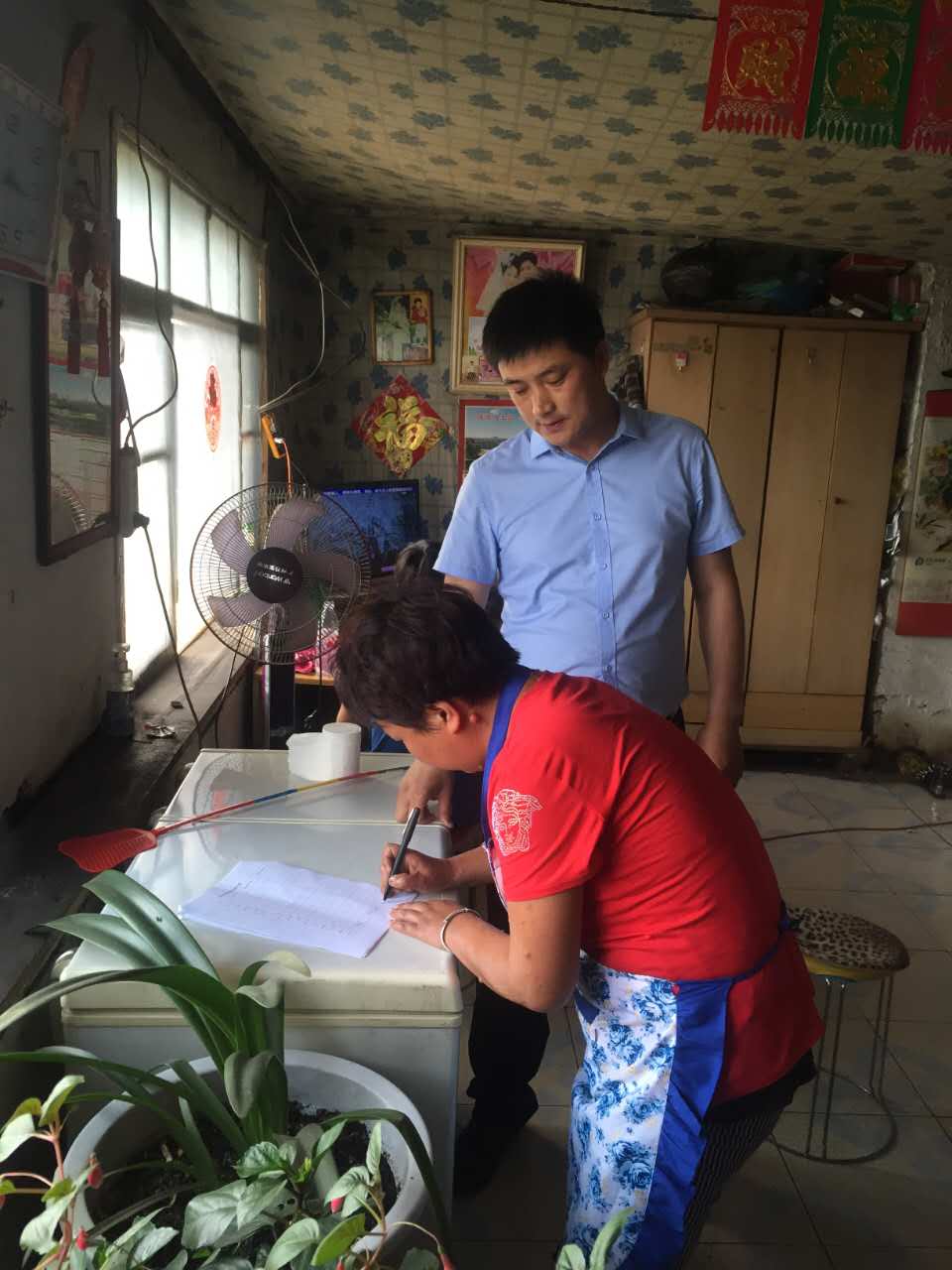 绥棱县绥中乡解决贫困群众住房有妙招
