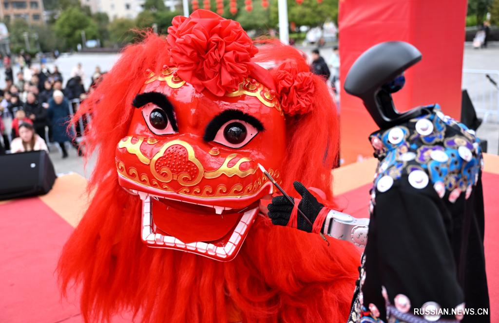 Разнообразные мероприятия в честь китайского праздника Фонарей