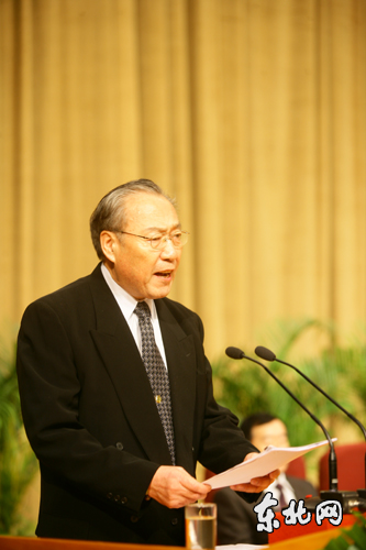 于维汉同志先进事迹报告会在哈举行