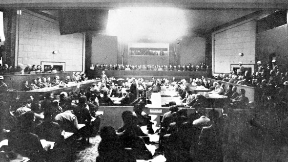 安倍首相による東京裁判の正義への挑戦は許されない 安倍首相による東京裁判の正義への挑戦は許されない