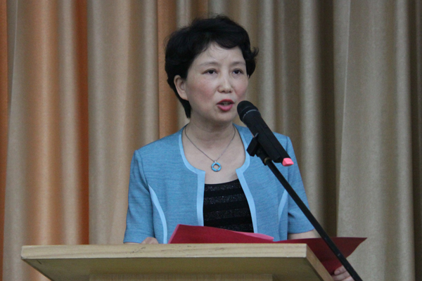 市委宣传部常务副部长,文明办主任王国华讲话.