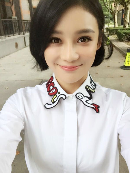 袁姗姗"开黑"朴灿烈 话题女王上演娱圈"大PK"