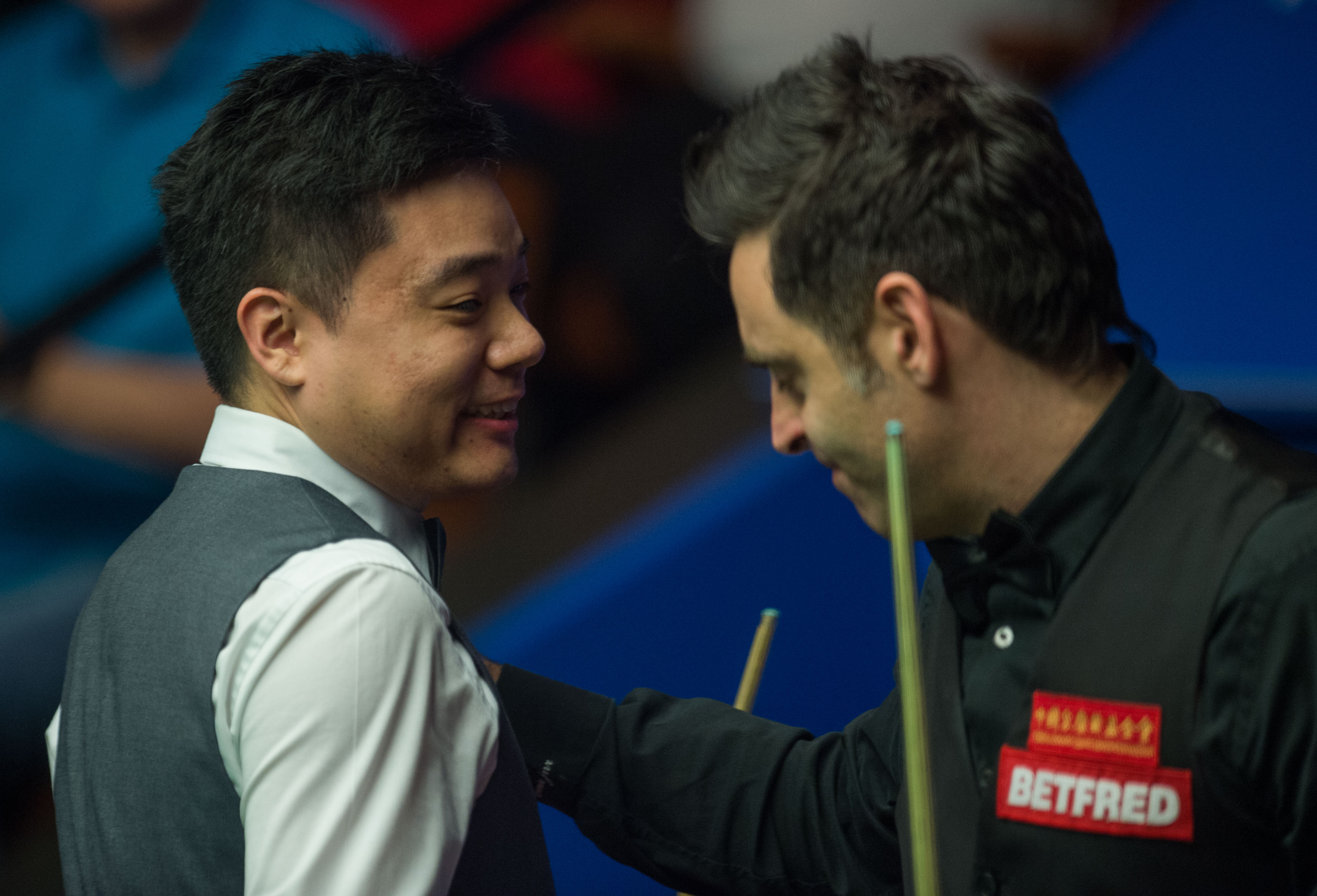 斯诺克——丁俊晖击败奥沙利文晋级世锦赛半决赛