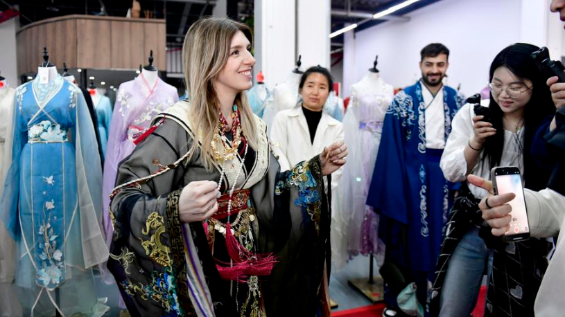 Ancient Chinese garments find their way into global wardr...
