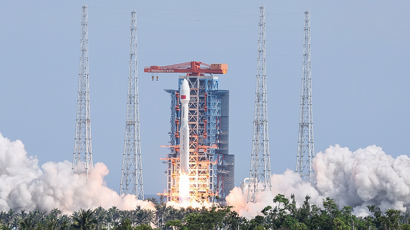 China launches low Earth orbit satellite group